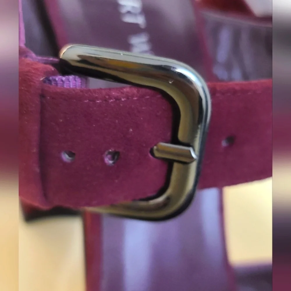 Stuart Weitzman Burgundy Highheel size 6.5 - Picture 7 of 7